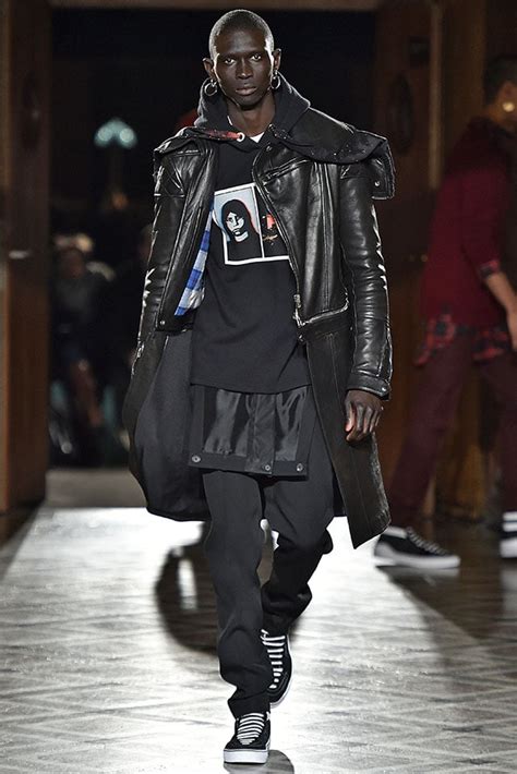 givenchy tisci 2017|Fashion Review: Givenchy Men's Fall 2017 .